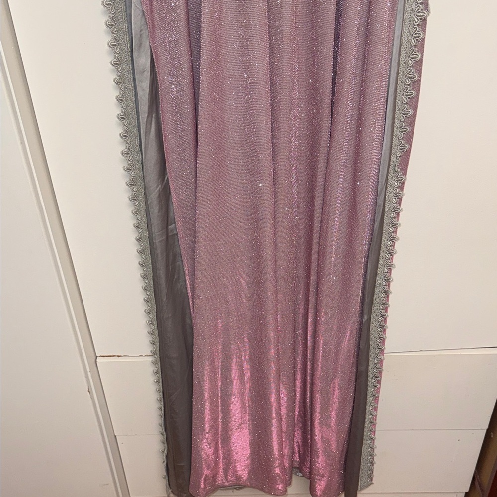 Elegant Pink Maxi Dress with Floral Embellishments fits Meduim/Large - Picture 10 of 10